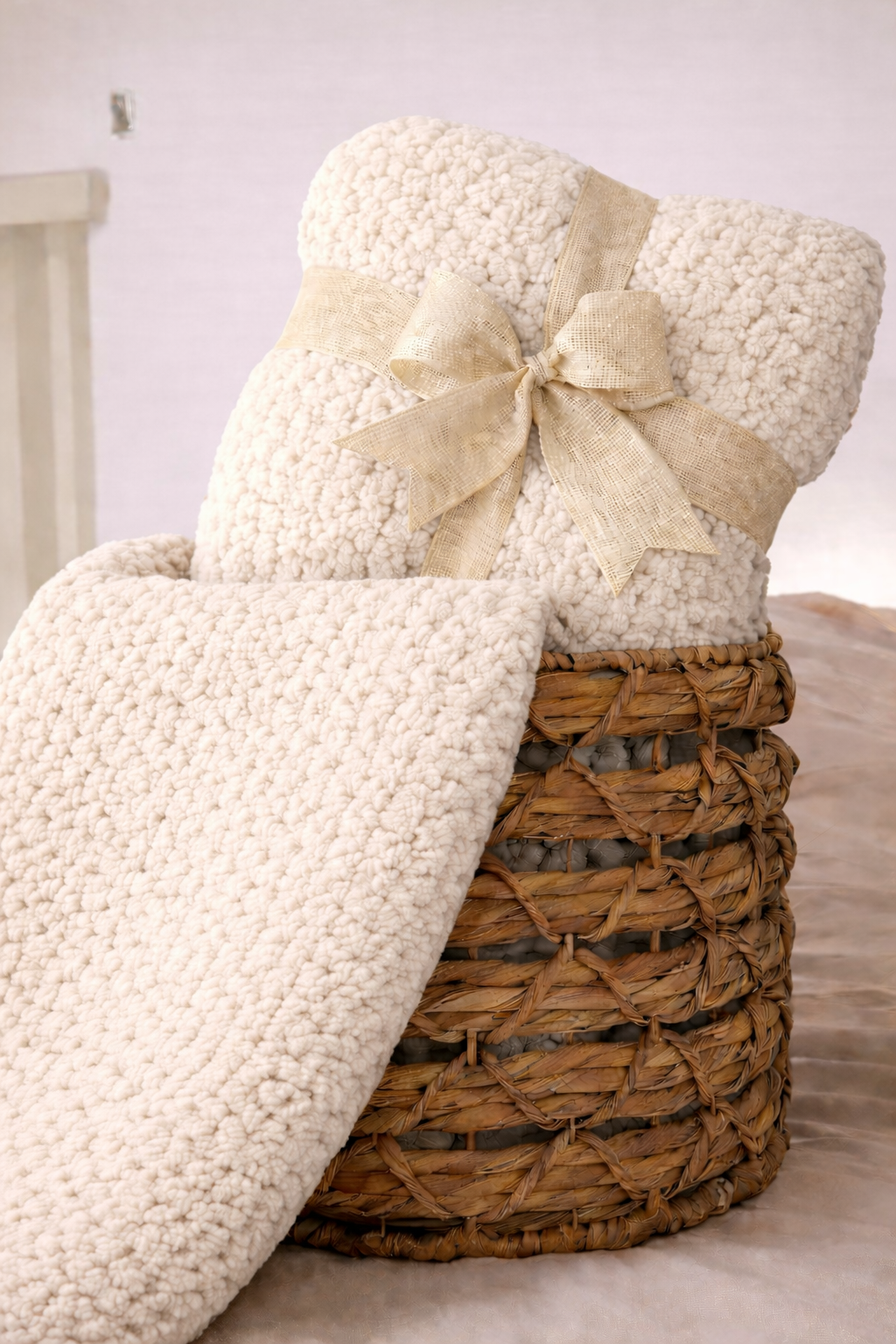 Signature Neutral Throw
