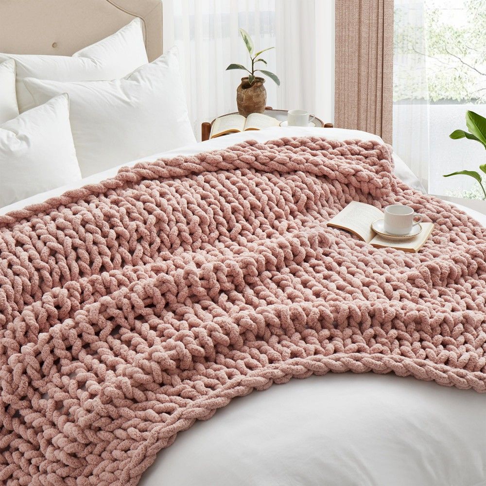 The Rose Cloud Throw